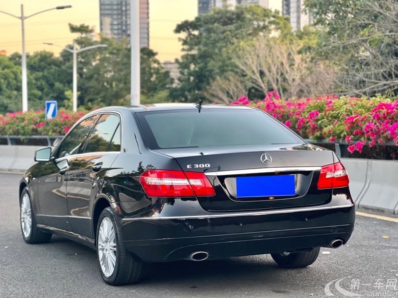 奔驰E级 E300 [进口] 2010款 3.0L 自动 汽油 优雅豪华型 