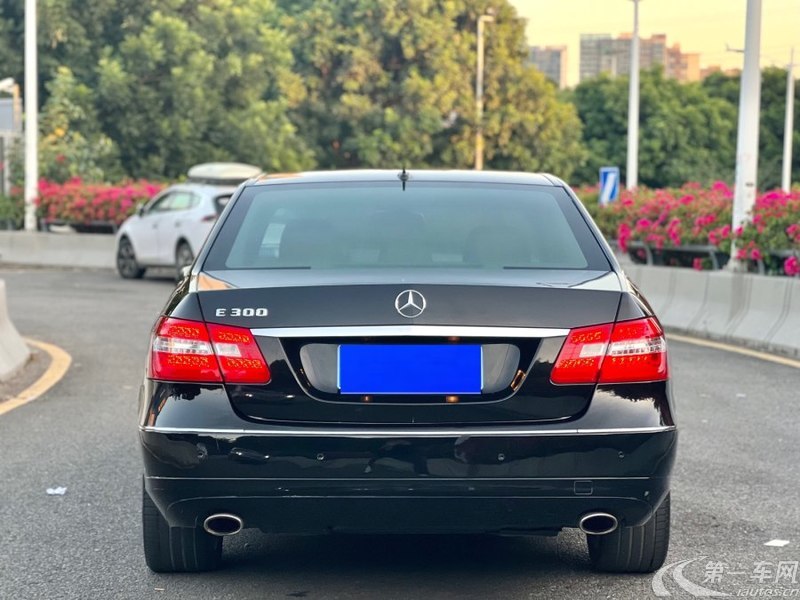 奔驰E级 E300 [进口] 2010款 3.0L 自动 汽油 优雅豪华型 