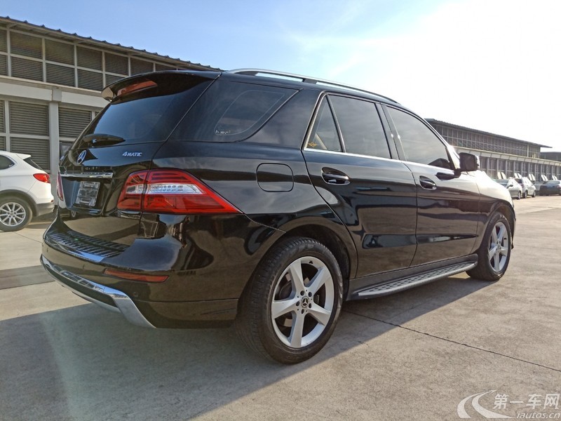 奔驰M级 ML400 [进口] 2014款 3.0T 自动 汽油 豪华型 (欧Ⅳ) 