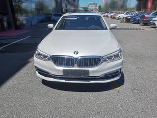 宝马5系 530Li 2.0T 自动 尊享型豪华套装改款 