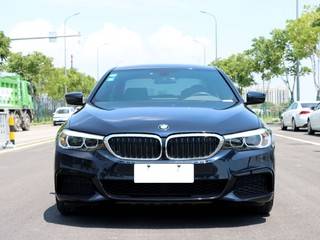 宝马5系 525Li 2.0T 自动 M运动套装 