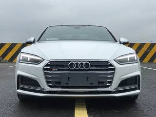 奥迪S5掀背 3.0T 自动 