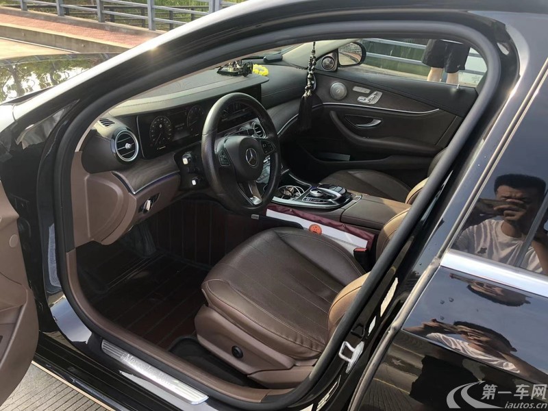 奔驰E级 E300 2017款 2.0T 自动 汽油 运动型改款 (国Ⅴ) 