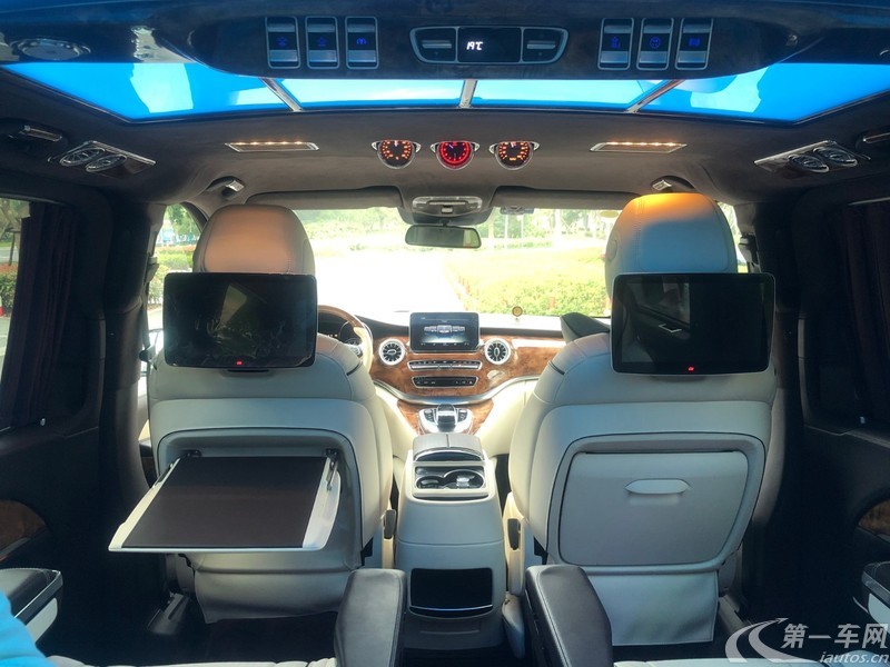 奔驰V级 2020款 2.0T 自动 莱茵旅行者牌商务车 (国Ⅵ) 