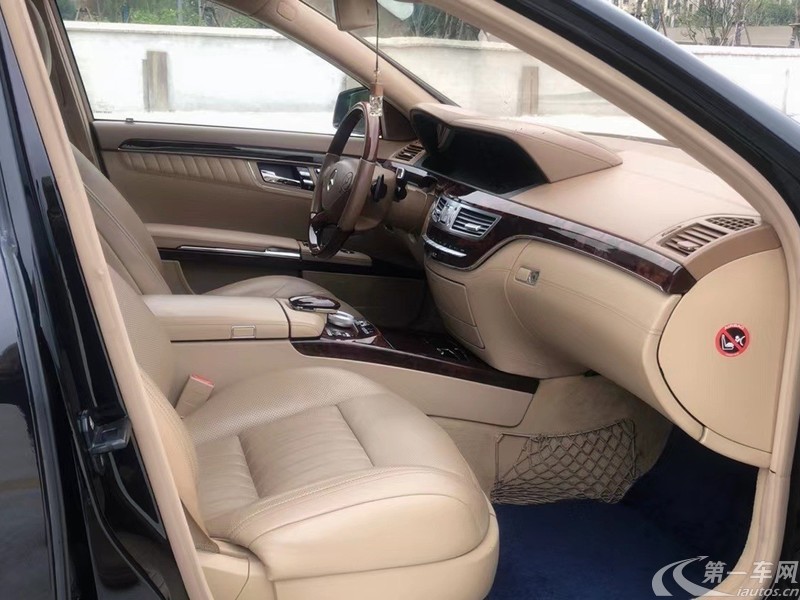 奔驰S级 S500 [进口] 2010款 5.5L 自动 汽油 加长版 