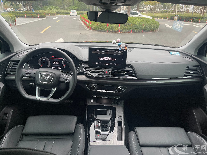 奥迪Q5L 40TFSI 2022款 2.0T 自动 豪华动感型 (国Ⅵ) 