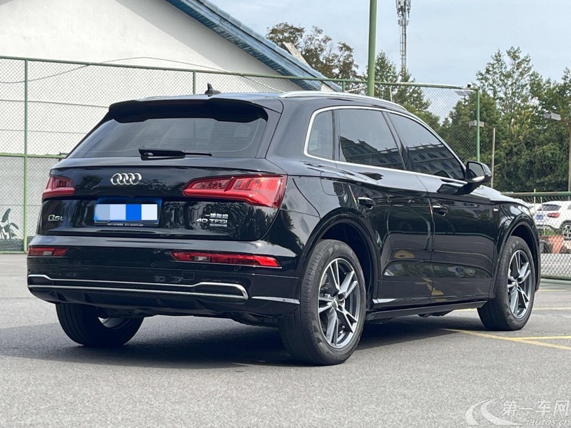 奥迪Q5L 40TFSI 2020款 2.0T 自动 改款荣享时尚型 (国Ⅵ) 