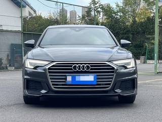 奥迪A6L 40TFSI 2.0T 自动 豪华动感型 