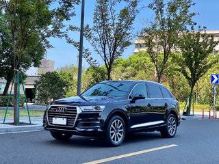 奥迪Q7 45 3.0T 自动 技术型 