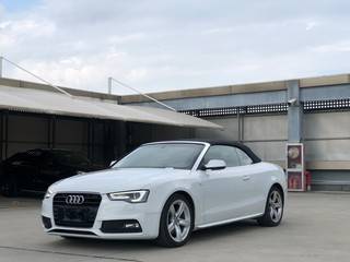 奥迪A5敞篷 45TFSI 2.0T 自动 进取型 