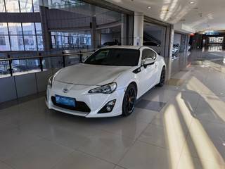 丰田86 2.0L 手动 豪华版 