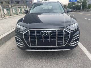 奥迪Q5L 45TFSI 2.0T 自动 臻选动感型 