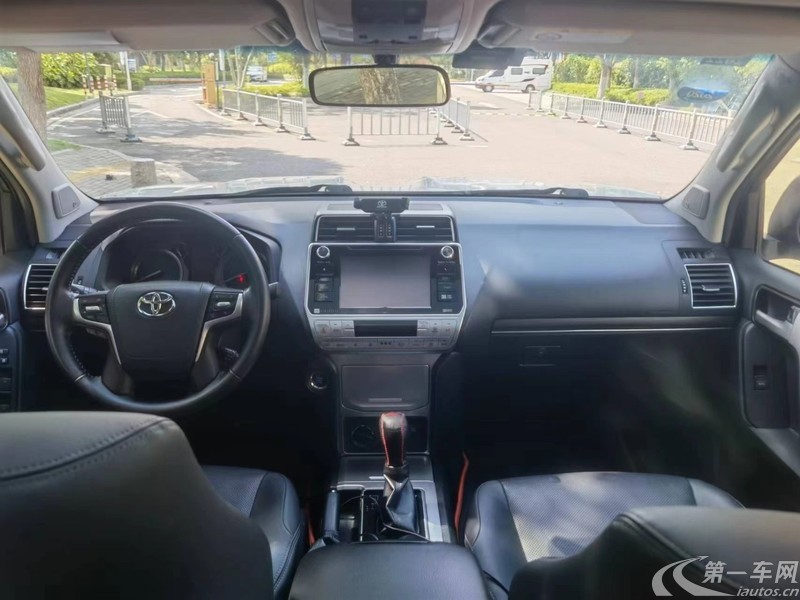 丰田普拉多 2018款 3.5L 自动 四驱 VX-NAVI后挂备胎 (国Ⅴ) 