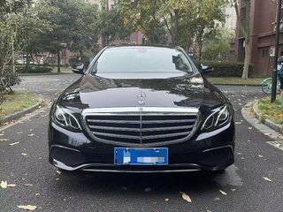 奔驰E级 E300L 2.0T 自动 时尚型 