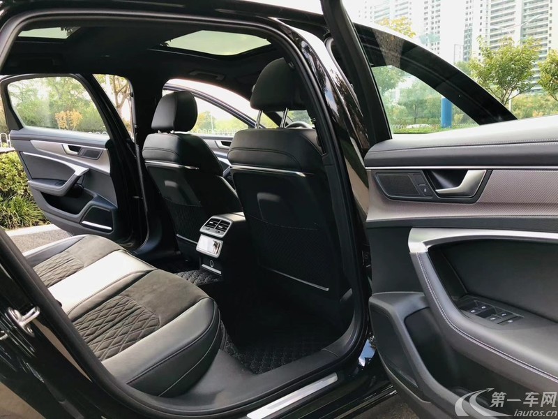 奥迪A6L 55TFSI 2022款 3.0T 自动 尊享致雅型 (国Ⅵ) 