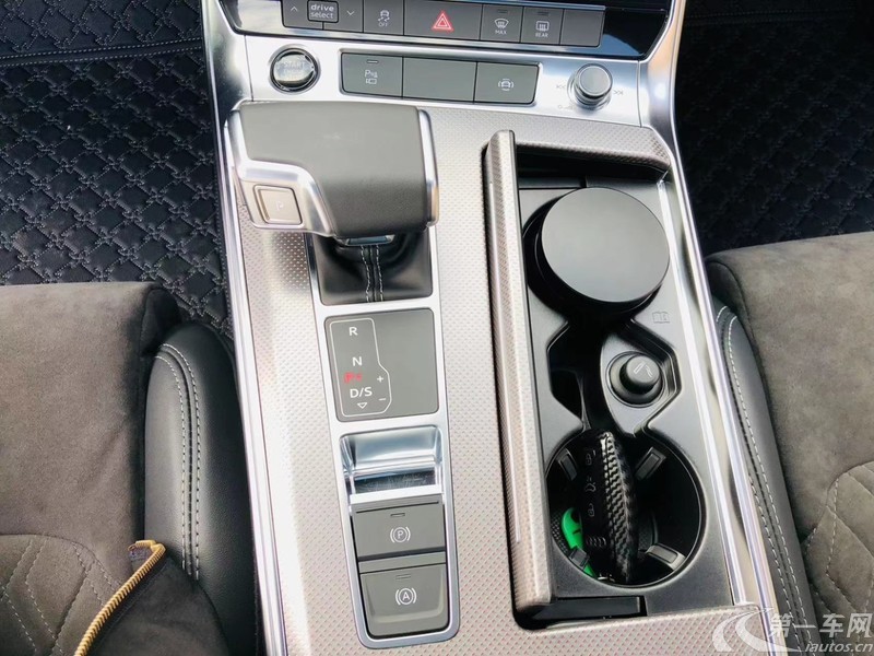 奥迪A6L 55TFSI 2022款 3.0T 自动 尊享致雅型 (国Ⅵ) 