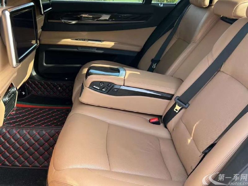 宝马7系 730 [进口] 2012款 3.0L 自动 柴油 