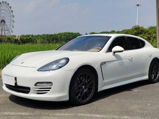 保时捷Panamera 4.8T 