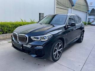 宝马X5 40i 3.0T 自动 尊享版M运动套装 