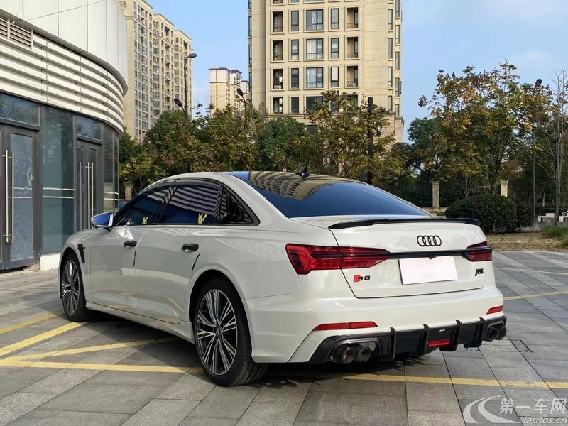 奥迪A6L 45TFSI 2021款 2.0T 自动 臻选动感型 (国Ⅵ) 