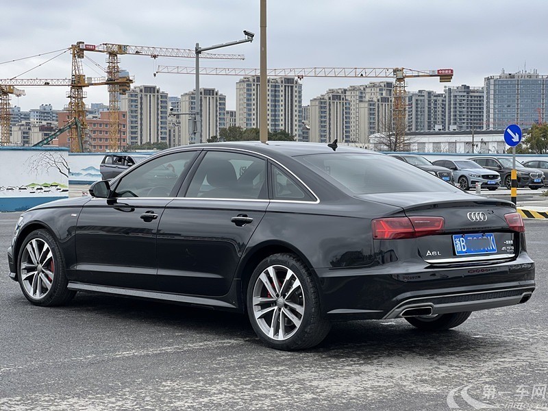 奥迪A6L 45TFSI 2018款 3.0T 自动 运动型30周年纪念版 (国Ⅴ) 