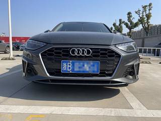 奥迪A4旅行 Avant 2.0T 自动 时尚致雅型 