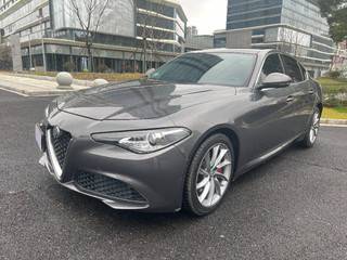 阿尔法罗密欧Giulia 2.0T 自动 豪华运动版 