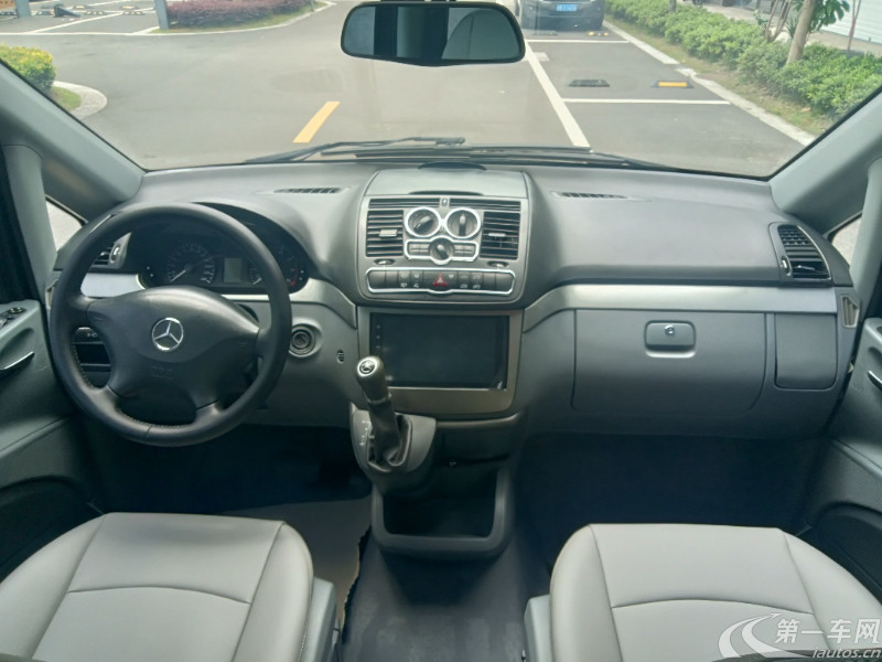 奔驰威霆 2011款 2.5L 自动 9座 汽油 精英版 (国Ⅳ) 