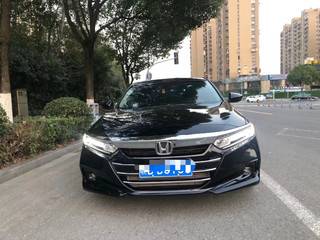 雅阁 1.5T 260TURBO幻夜·尊贵版 