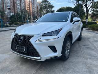 雷克萨斯NX 2.5L 