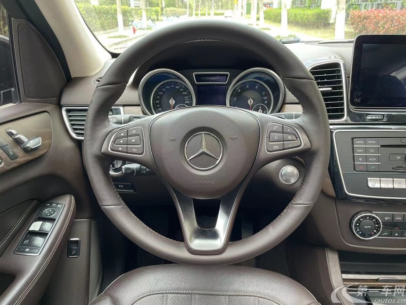 奔驰GLE级 GLE320 [进口] 2016款 3.0T 自动 动感型 