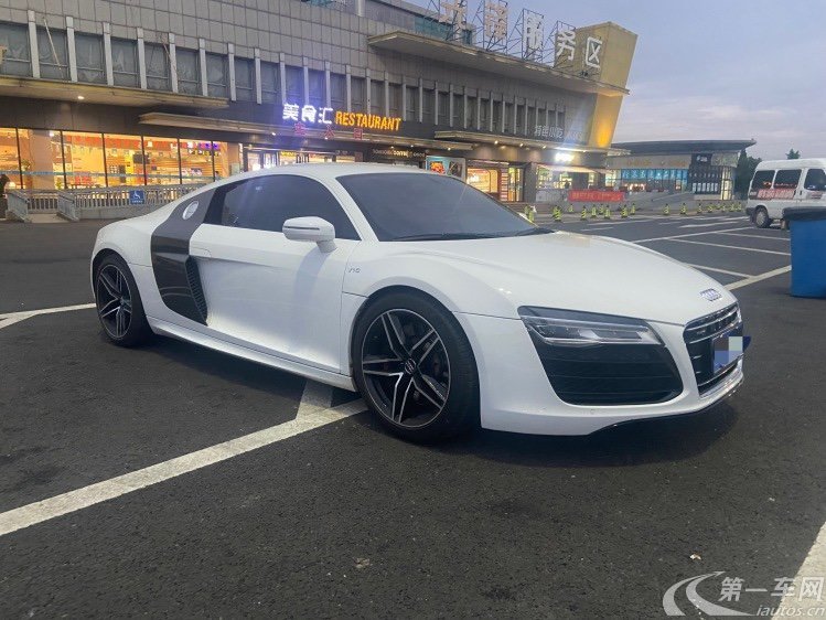 奥迪R8 [进口] 2014款 5.2L 自动 