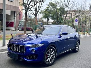 玛莎拉蒂Levante 3.0T 自动 豪华版 