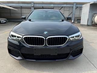 宝马5系 525Li 2.0T 自动 M运动套装 