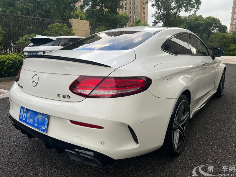 奔驰C63 [进口] 2021款 4.0T 自动 暗夜特别版 