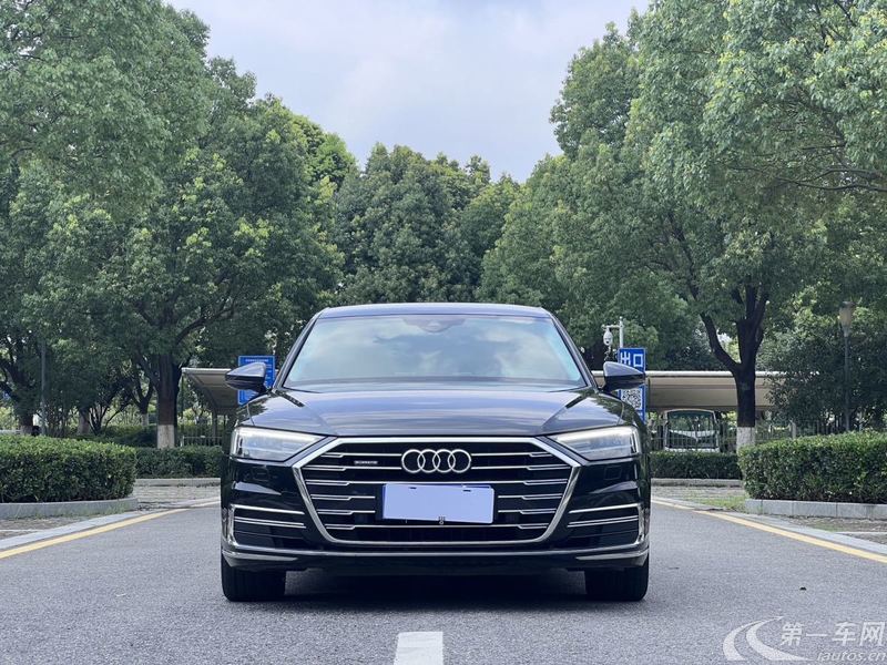 奥迪A8L 50 [进口] 2019款 3.0T 自动 汽油 豪华型 