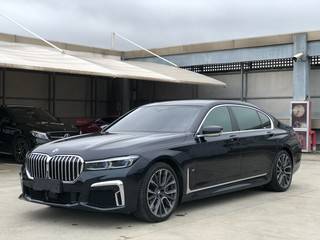 宝马7系 740Li 3.0T 自动 行政型M运动套装 