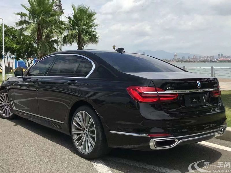 宝马7系 750Li [进口] 2016款 4.4T 自动 汽油 四座版 