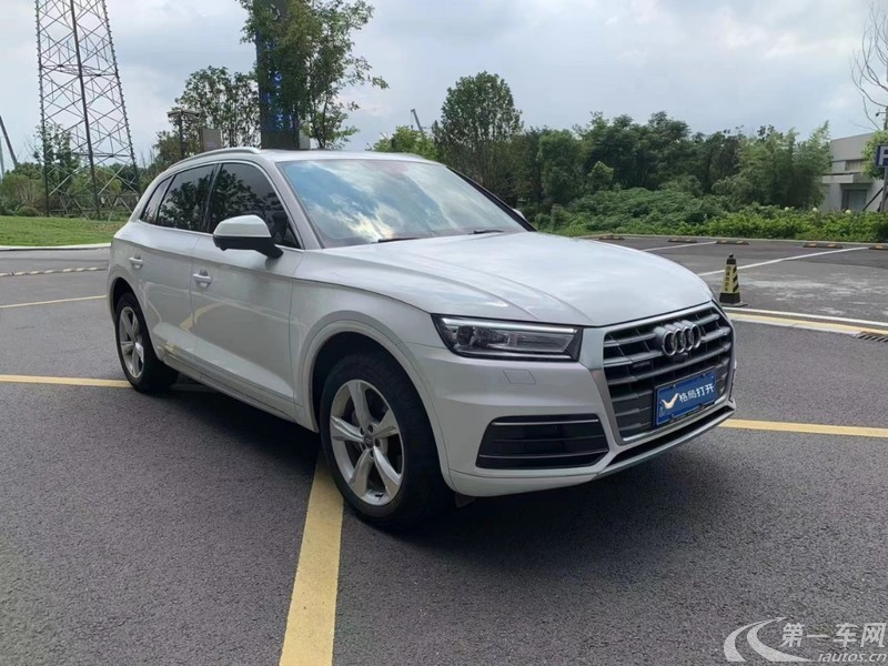 奥迪Q5L 40TFSI 2020款 2.0T 自动 荣享进取型 (国Ⅵ) 