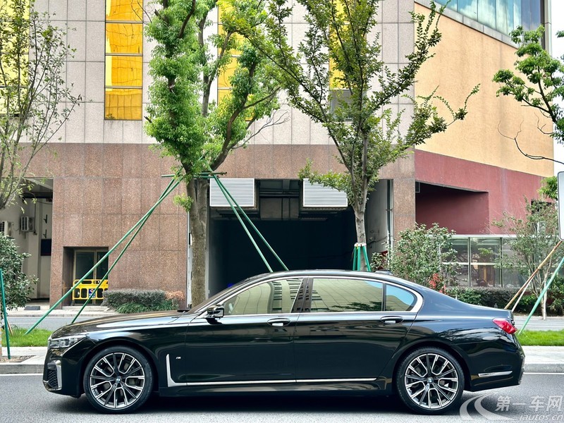 宝马7系 740Li [进口] 2019款 3.0T 自动 汽油 领先型M运动套装 