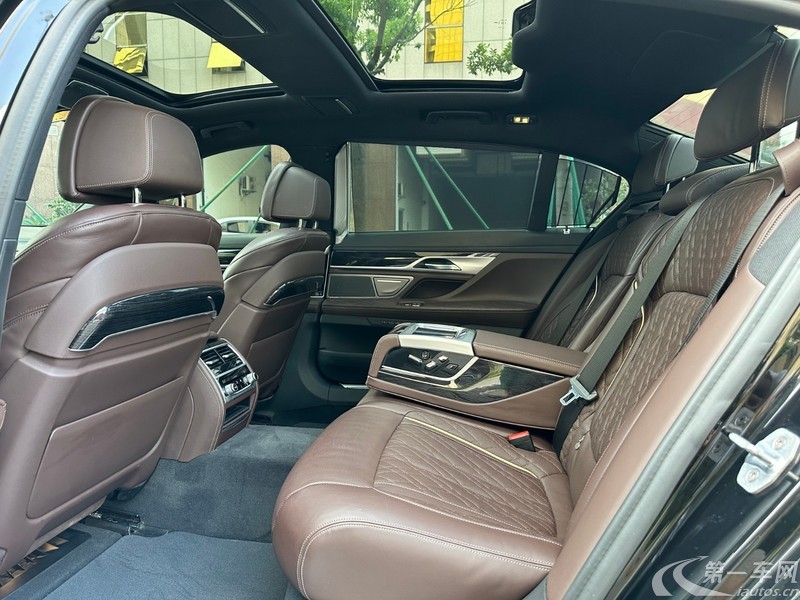 宝马7系 740Li [进口] 2019款 3.0T 自动 汽油 领先型M运动套装 