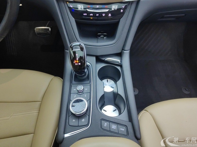 凯迪拉克XT5 2020款 2.0T 自动 四驱 28T铂金运动型 (国Ⅵ) 
