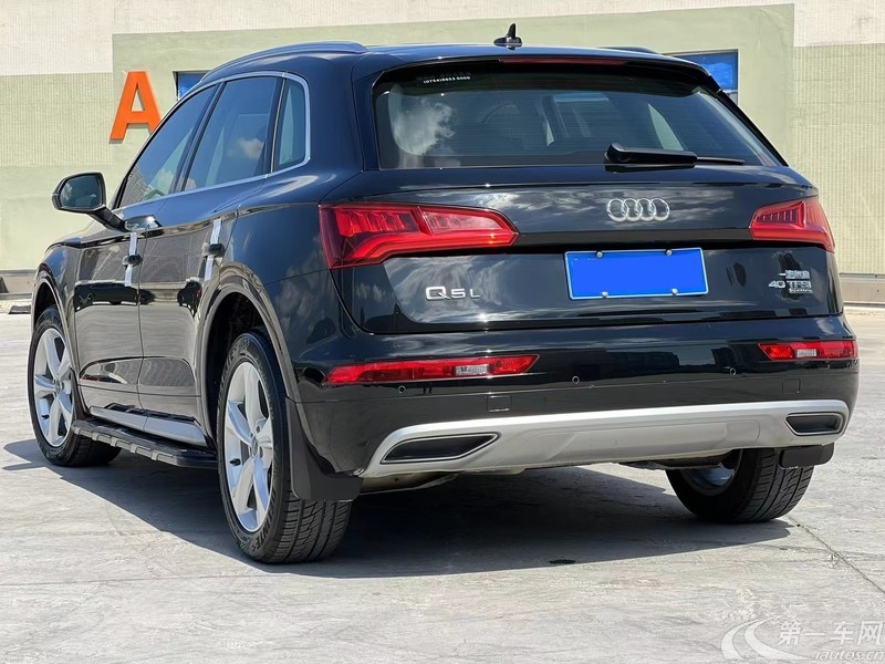 奥迪Q5L 40TFSI 2020款 2.0T 自动 荣享进取型 (国Ⅵ) 