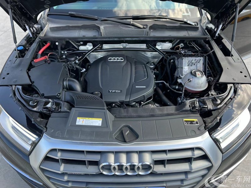 奥迪Q5L 40TFSI 2020款 2.0T 自动 荣享进取型 (国Ⅵ) 