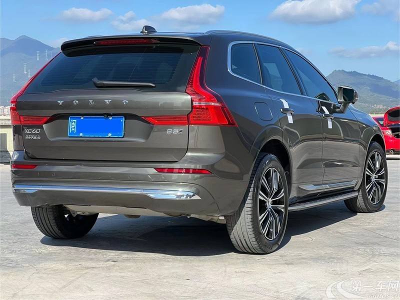 沃尔沃XC60 B5 2022款 2.0T 自动 智远豪华版 (国Ⅵ) 