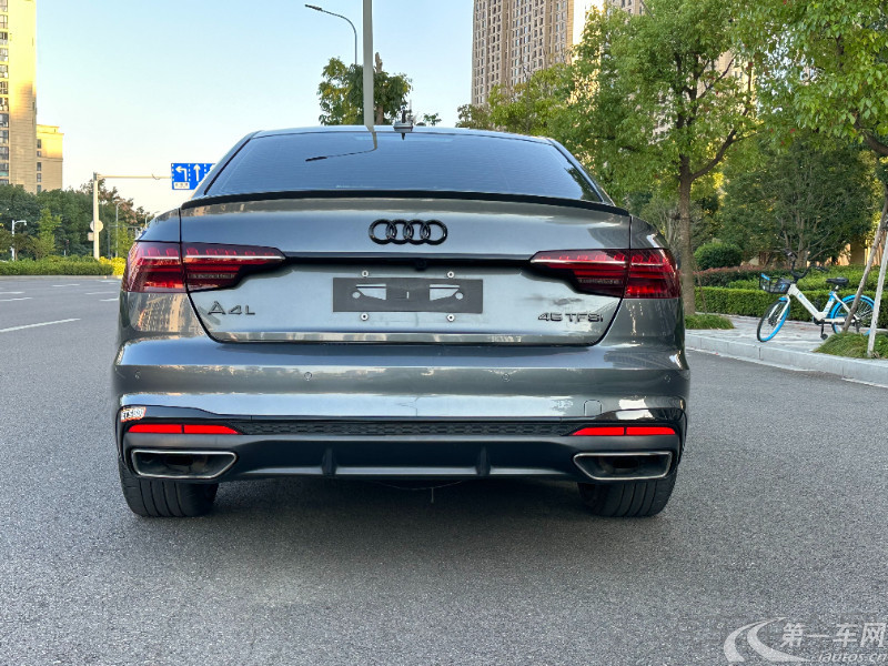 奥迪A4L 2022款 2.0T 自动 quattro臻选动感型 (国Ⅵ) 