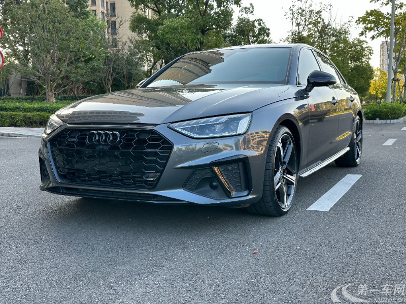 奥迪A4L 2022款 2.0T 自动 quattro臻选动感型 (国Ⅵ) 