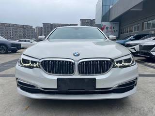 宝马5系 525Li 2.0T 自动 M运动套装 