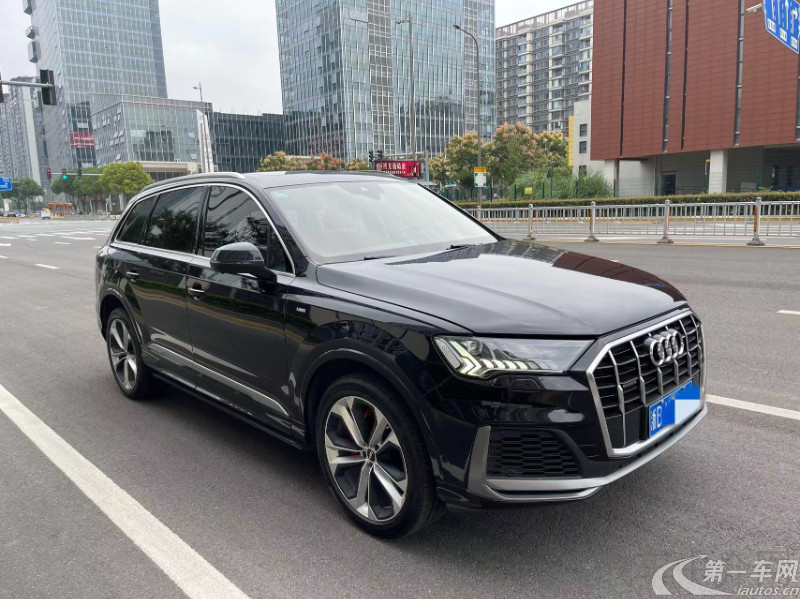 奥迪Q7 55 [进口] 2021款 3.0T 自动 运动型quattro-S-line 