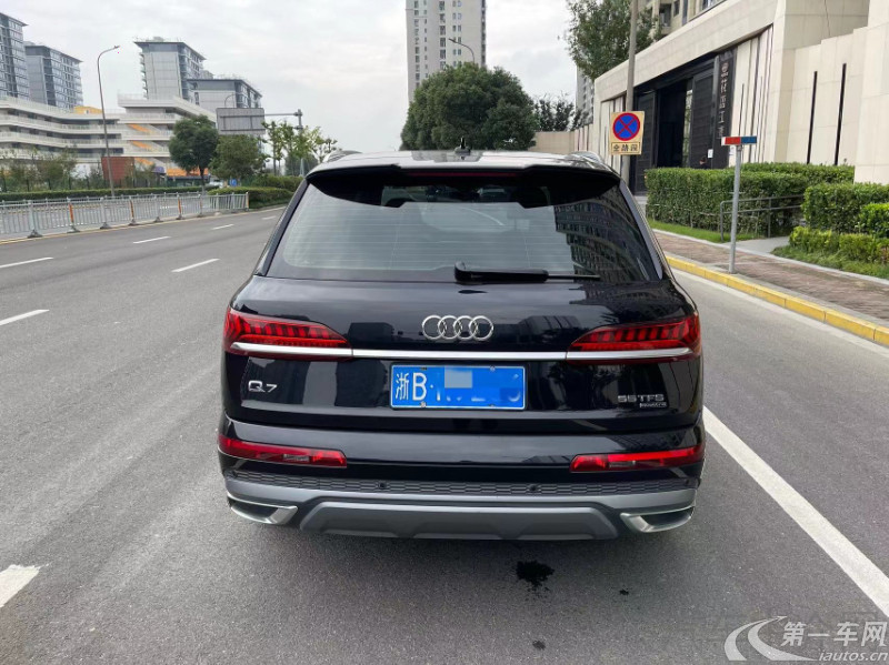 奥迪Q7 55 [进口] 2021款 3.0T 自动 运动型quattro-S-line 